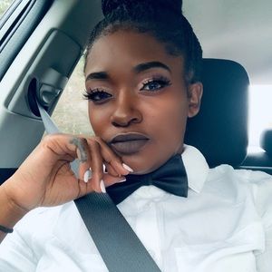 Meet your Posher, Jasmine